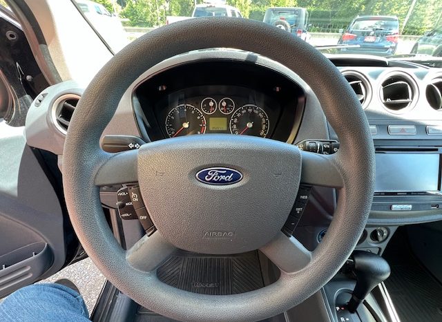 
								2012 FORD TRANSIT CONNECT <BR> LOW KM, BRUNO CURB-SIDER HOIST full									