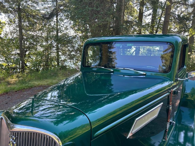 
								Factory Five Racing ’35 Hot Rod Truck full									