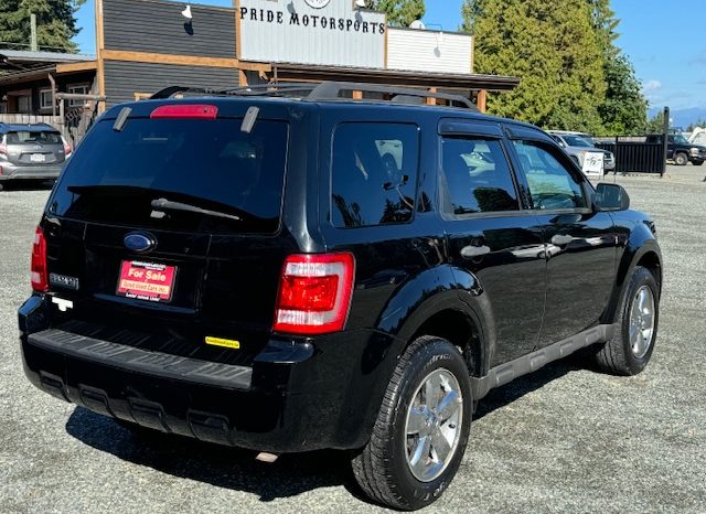 
								2009 FORD ESCAPE <BR> ONE OWNER, NO ACCIDENTS full									