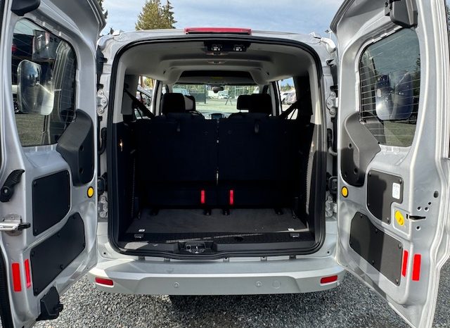 
								2018 FORD TRANSIT CONNECT <BR> B.C. CAR, NO ACCIDENTS full									