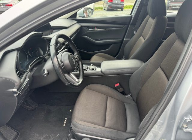 
								2019 MAZDA 3 AWD <BR> ONE OWNER, NO ACCIDENTS full									