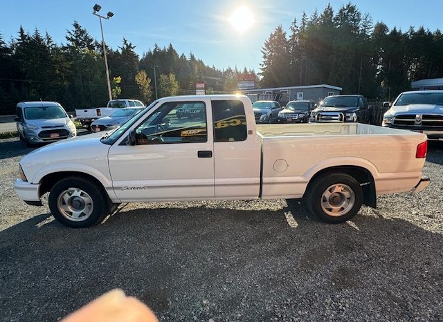 
								1998 GMS SONOMA RWD <BR> ISLAND TRUCK, ONE OWNER full									