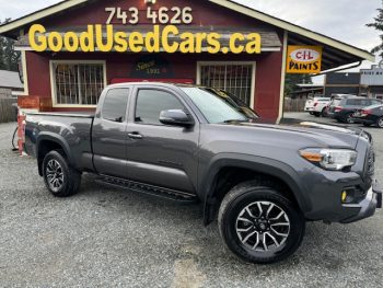 2020 TOYOTA TACOMA TRD Off Road <BR> LOW KM’S