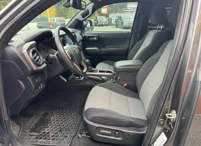 
								2020 TOYOTA TACOMA TRD Off Road <BR> LOW KM’S full									