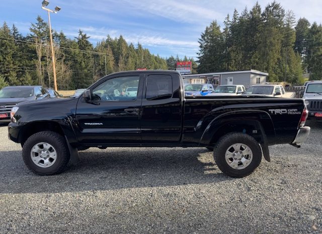 
								2015 TOYOTA TACOMA <BR> TRD, OFF ROAD full									