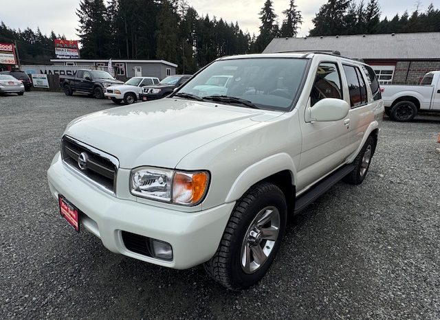 
								2004 NISSAN PATHFINDER <BR> 4X4, LOW KM’s full									