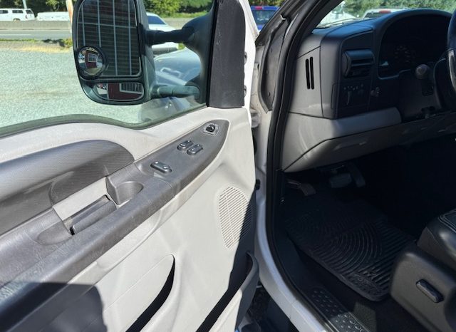 
								2005 FORD F350 XLT 4X4, 6.OL DIESEL, NO ACCIDENTS full									