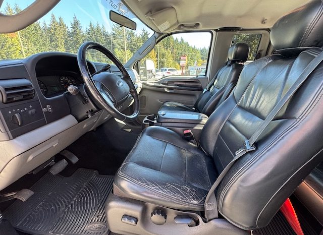 
								2005 FORD F350 XLT 4X4, 6.OL DIESEL, NO ACCIDENTS full									