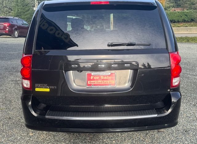 
								2012 DODGE GRAND CARAVAN STO-N-GO, <br> VICTORIA CAR, NO ACCIDENTS full									