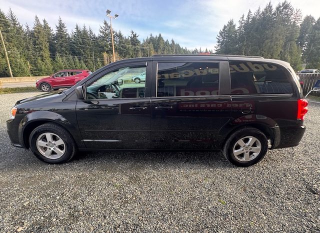 
								2012 DODGE GRAND CARAVAN STO-N-GO, <br> VICTORIA CAR, NO ACCIDENTS full									