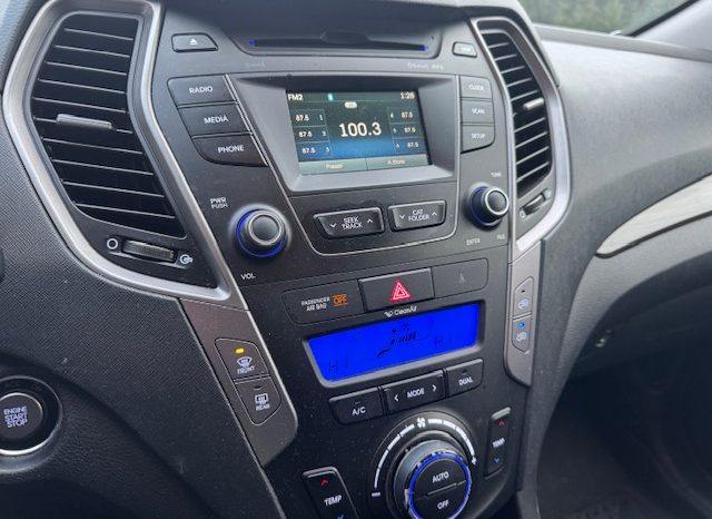 
								2013 HYUNDAI SANTA FE SPORT <BR> LOW KM’s, AWD full									