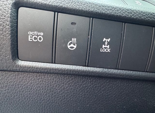 
								2013 HYUNDAI SANTA FE SPORT <BR> LOW KM’s, AWD full									