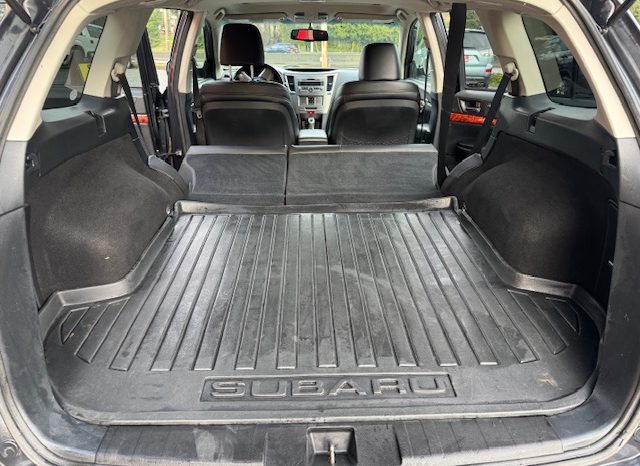 
								2010 SUBARU OUTBACK AWD <br> 2.5 LTD full									