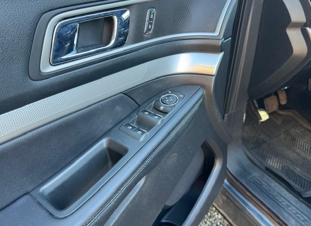 
								2016 FORD EXPLORER XLT <br> AWD, 7 SEATS full									