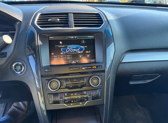 
								2016 FORD EXPLORER XLT <br> AWD, 7 SEATS full									