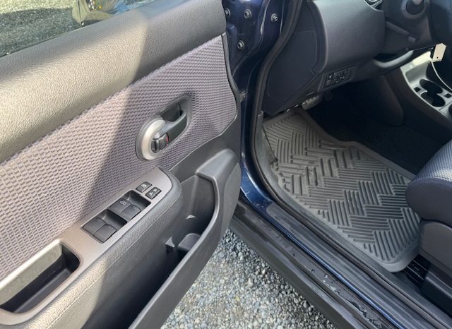 
								2009 NISSAN VERSA <BR> ONE OWNER, BC CAR full									