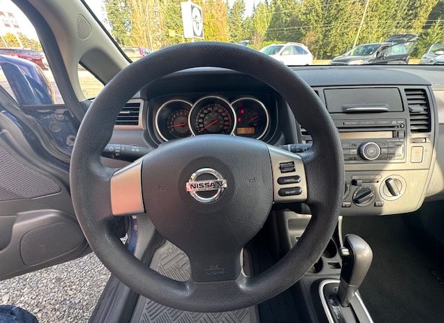 
								2009 NISSAN VERSA <BR> ONE OWNER, BC CAR full									