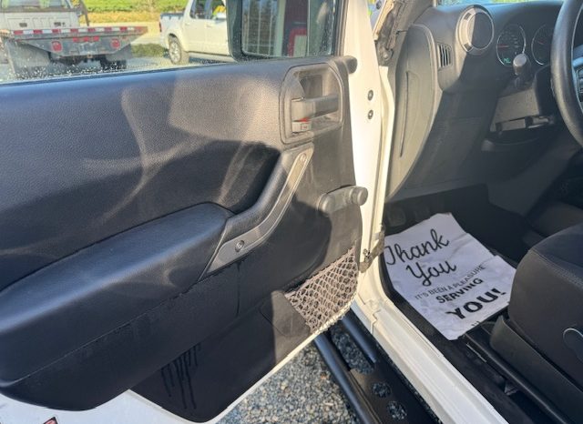 
								2013 JEEP WRANGLER SPORT 2 DR SOFT TOP<BR> NO ACCIDENTS, ONE OWNER full									