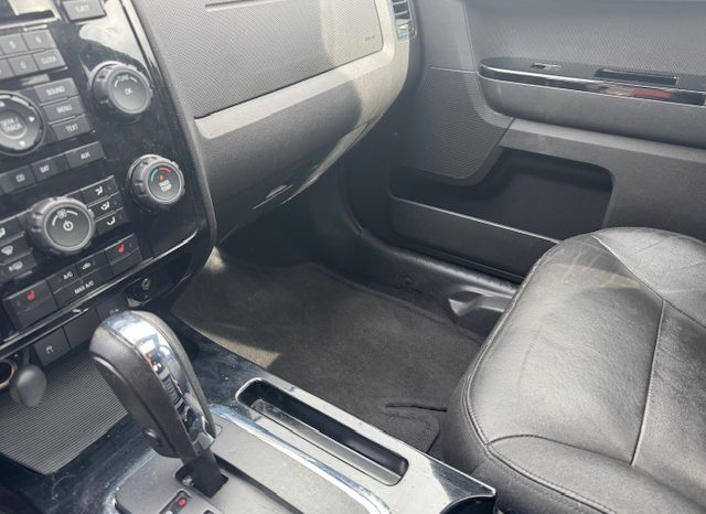 
								2008 FORD ESCAPE LIMITED <BR> AWD, GREAT SERVICE HISTORY full									