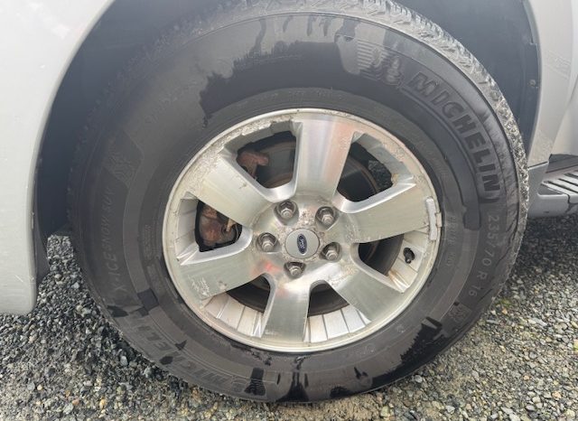 
								2008 FORD ESCAPE LIMITED <BR> AWD, GREAT SERVICE HISTORY full									