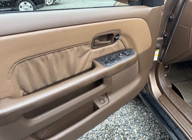 
								2002 HONDA CRV EX, AWD <BR>VICTORIA CAR, ONE OWNER full									